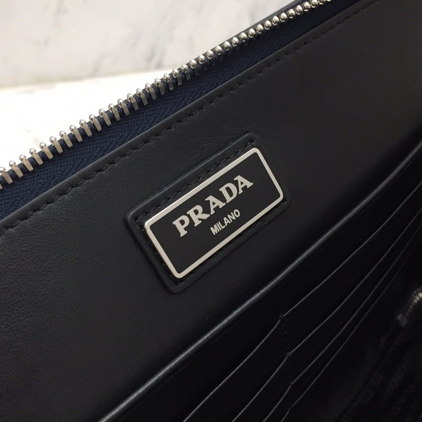 1547101827_2990419776_6 Replica Prada Saffiano New Pouch - 图片 7