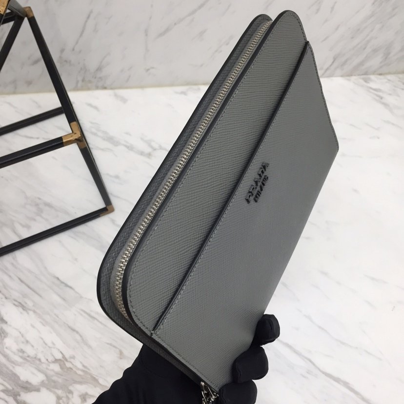 1547101894_2086416828_3 Replica Prada Saffiano New Pouch Grey - 图片 5