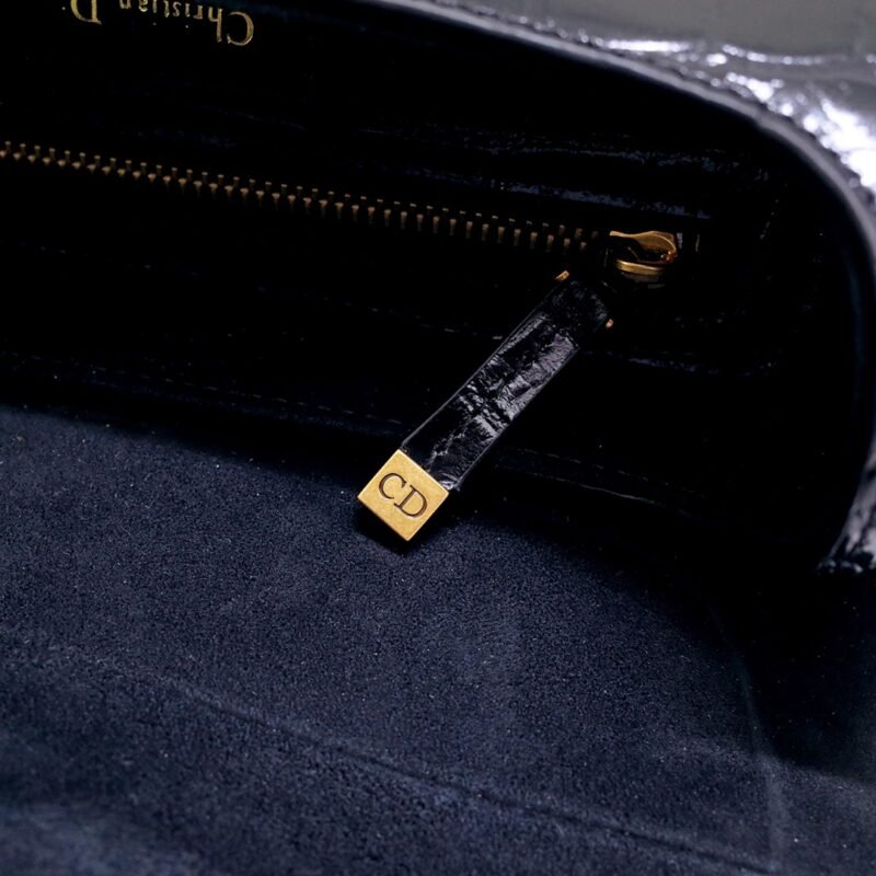 20200103_i1578022994_924_8 Replica Dior Saddle Bag Crocodile Black - 图片 4