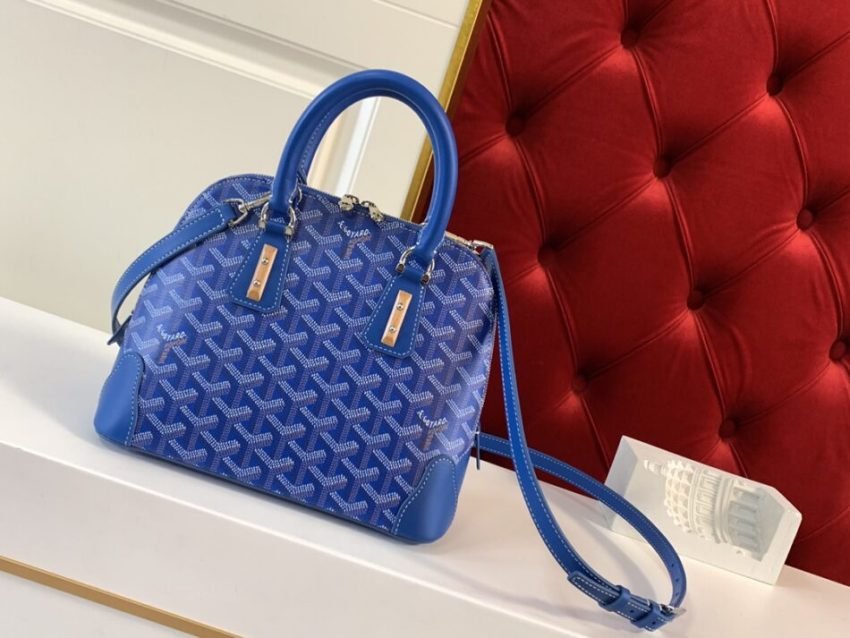20210125_i1611547183_4429_0 Replica Goyard Vendom Blue