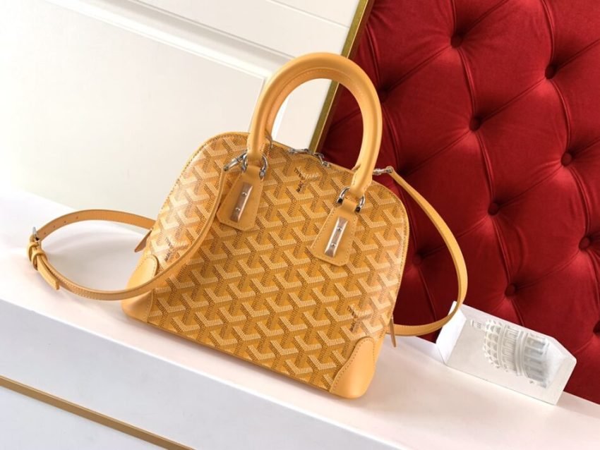 20210125_i1611547264_3020_0 Replica Goyard Vendom Yellow