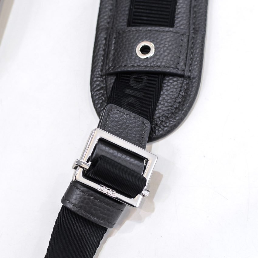 20210131_i1612051549_2084_6 Replica Dior Safari Bag with Strap Black - 图片 4