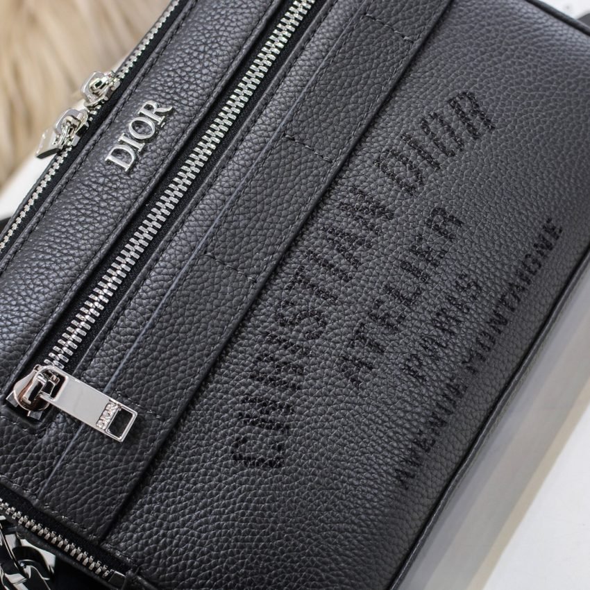 20210131_i1612051549_573_3 Replica Dior Safari Bag with Strap Black - 图片 3
