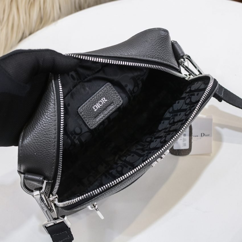 20210131_i1612051549_6670_8 Replica Dior Safari Bag with Strap Black - 图片 7