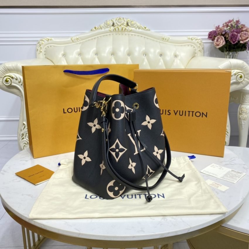 20210513_i1620906102_3737_1 Replica Louis Vuitton NeoNoe BB Black - 图片 5
