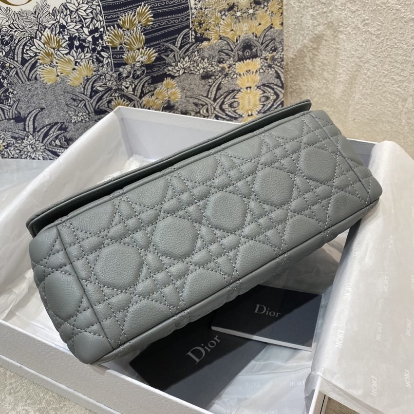 20210525_i1621917430_3950_3 Replica Dior Caro Bag Grey - 图片 6
