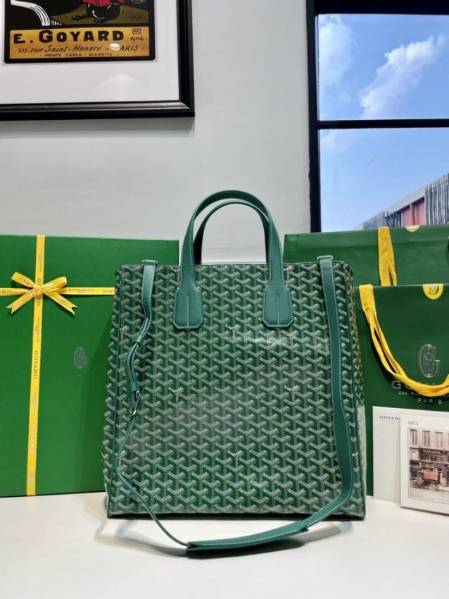 20210817_i1629180006_2349_0 Replica Goyard Voltaire Dark Green