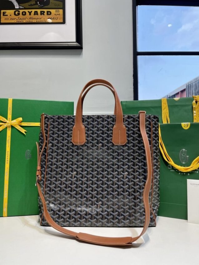 20210817_i1629180215_9228_0 Replica Goyard Voltaire Dark Brown