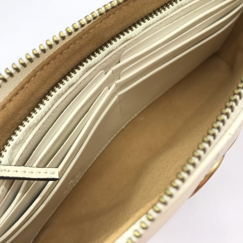 20210913_i1631497581_7982_3 Replica Gucci Marmont Matelasse Wallet On Chain White - 图片 8