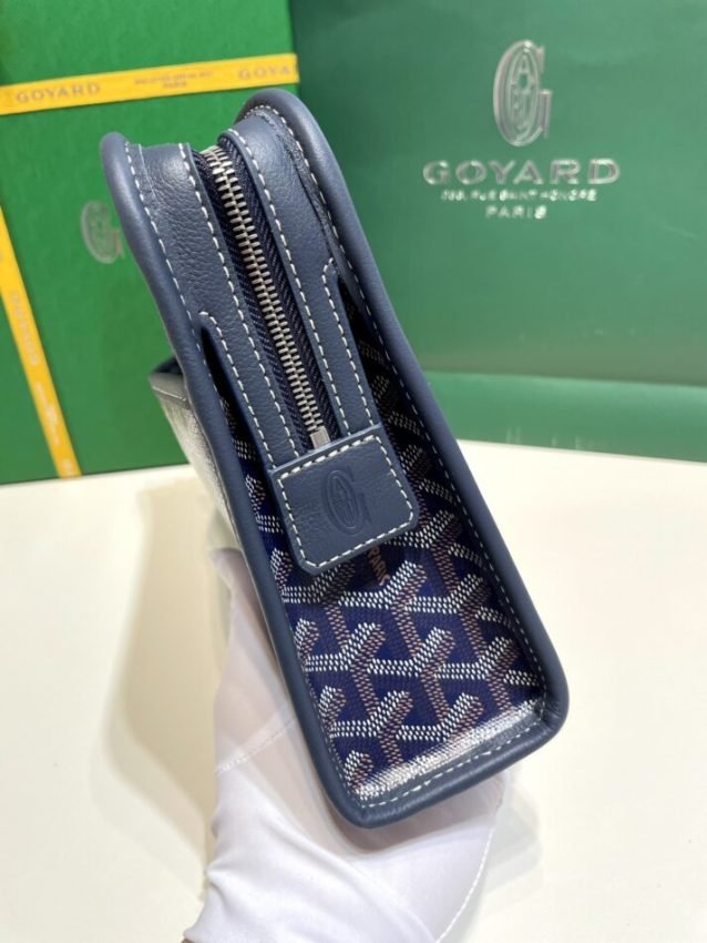 20211010_i1633846633_3666_5 Replica Goyard Jouvence Toiletry Bag Dark Blue - 图片 5