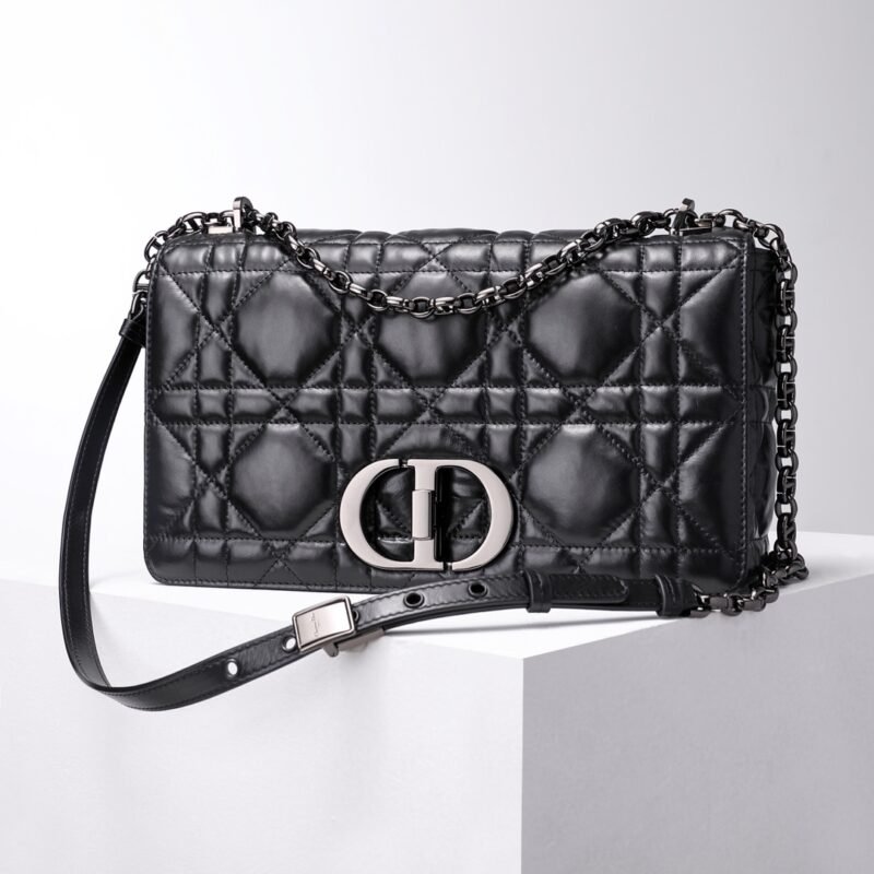 20211011_i1633929502_4847_1 Replica Dior Caro Bag Diamond Black