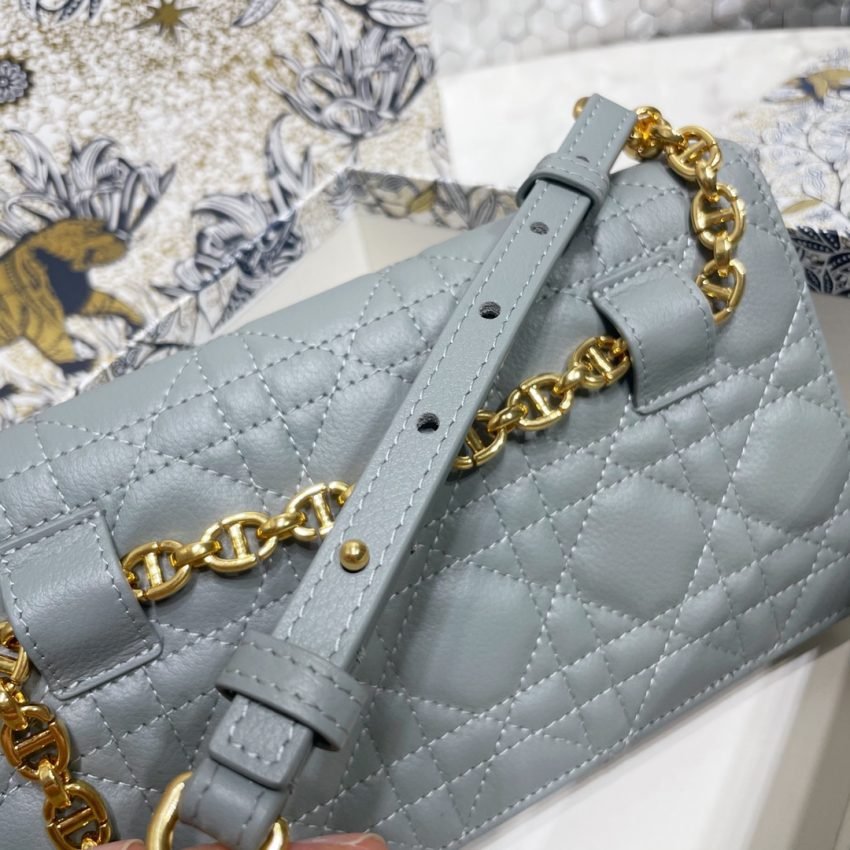 20211121_i1637473930_4349_7 Replica Dior Miss Caro Pouch Sky Blue - 图片 5