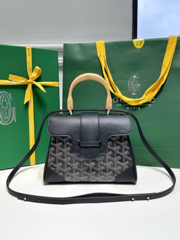 20220308_i1646732622_5029_1 Replica Goyard Saigon Souple Mini Black