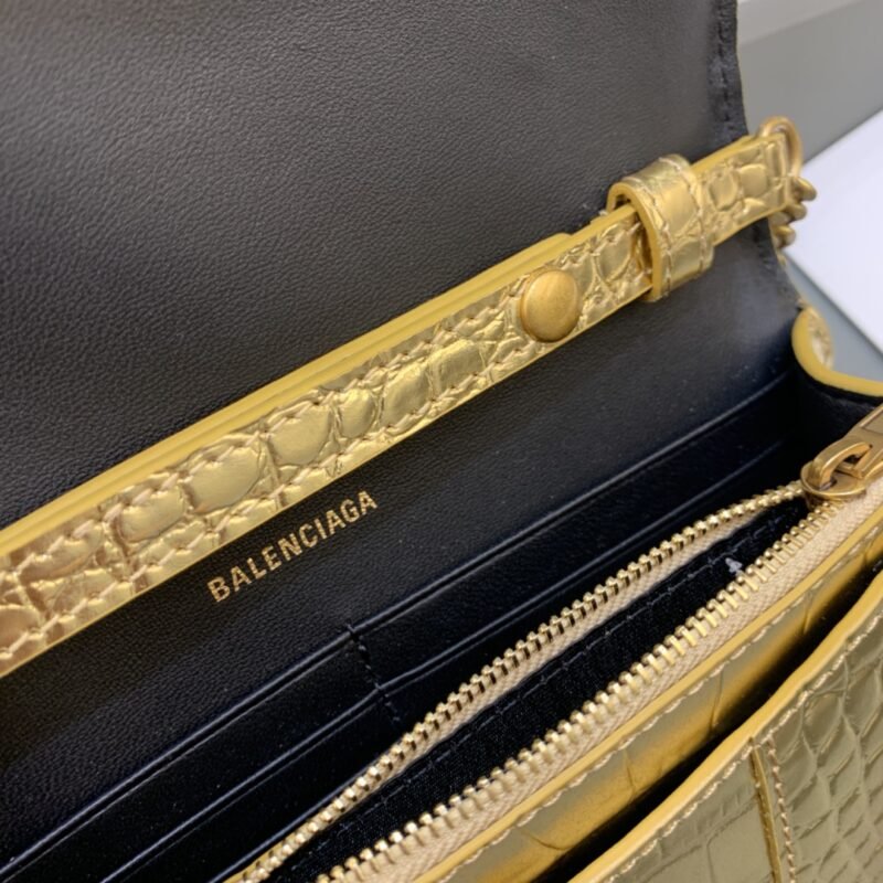20220404_i1649040139_5769_7 Replica Balenciaga Hourglass On Chain Gold - 图片 6