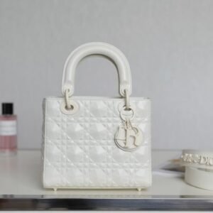 Elementor 页面 #30068 Replica Lady Dior Ultramatte White Grid ABC