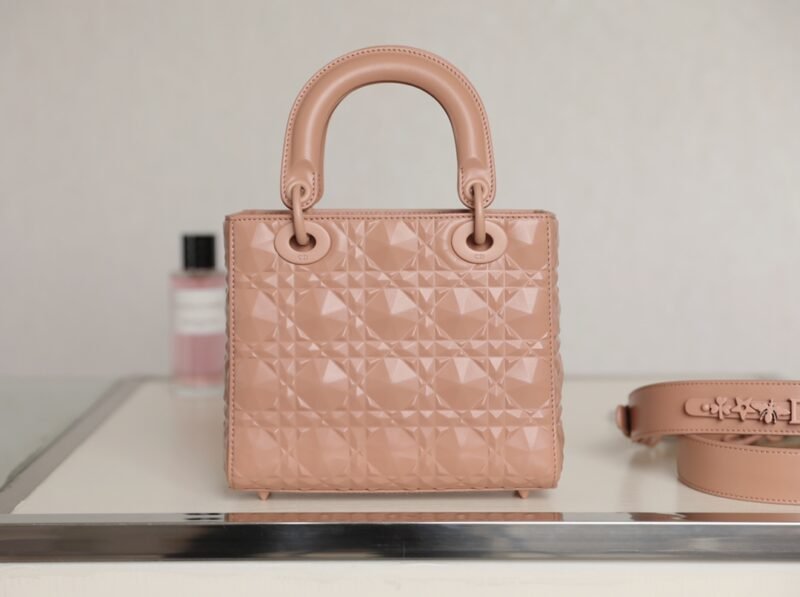 20220515_i1652585247_9103_3 Replica Lady Dior Ultramatte Apricode Grid ABC - 图片 8