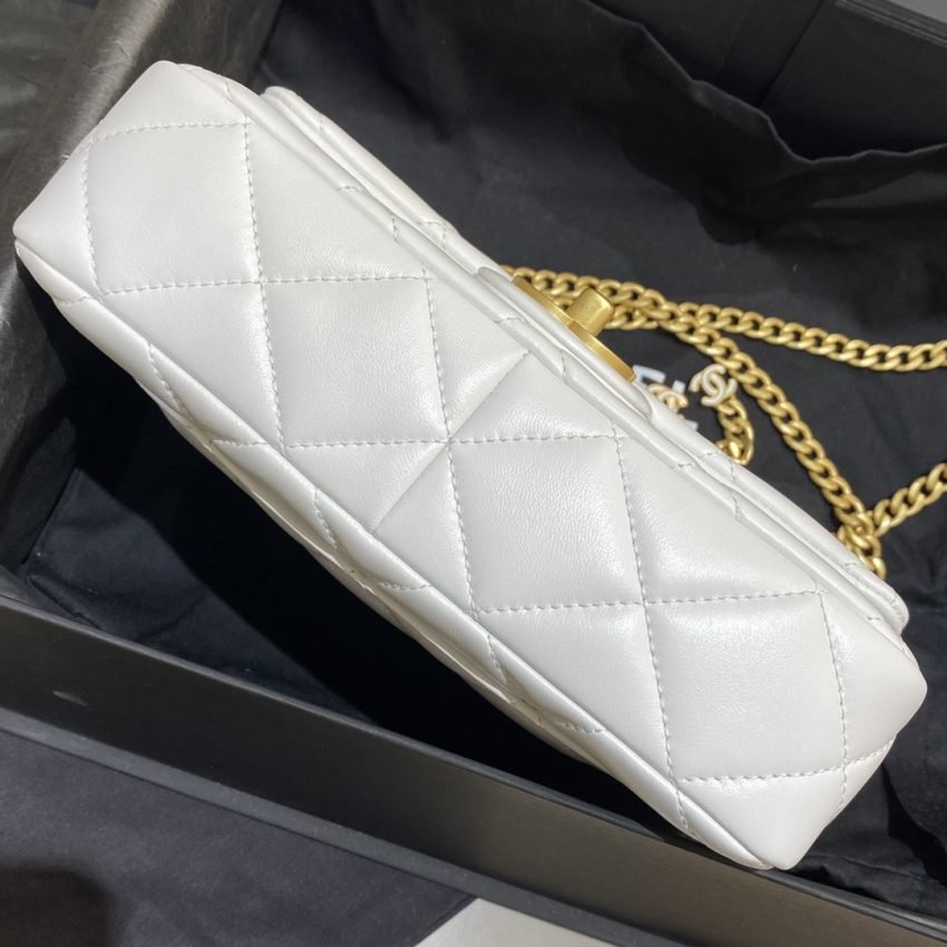 20220701_i1656685378_3682_2-1-1 Replica CHANEL 22P Enamel Bag White - 图片 3
