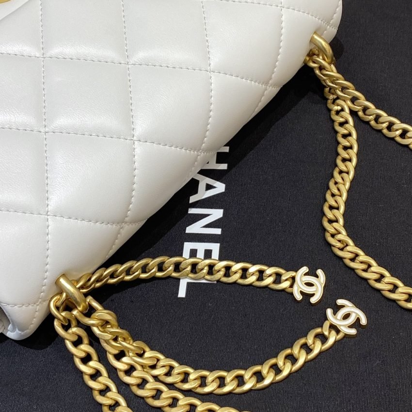 20220701_i1656685378_3772_5-1-1 Replica CHANEL 22P Enamel Bag White - 图片 4