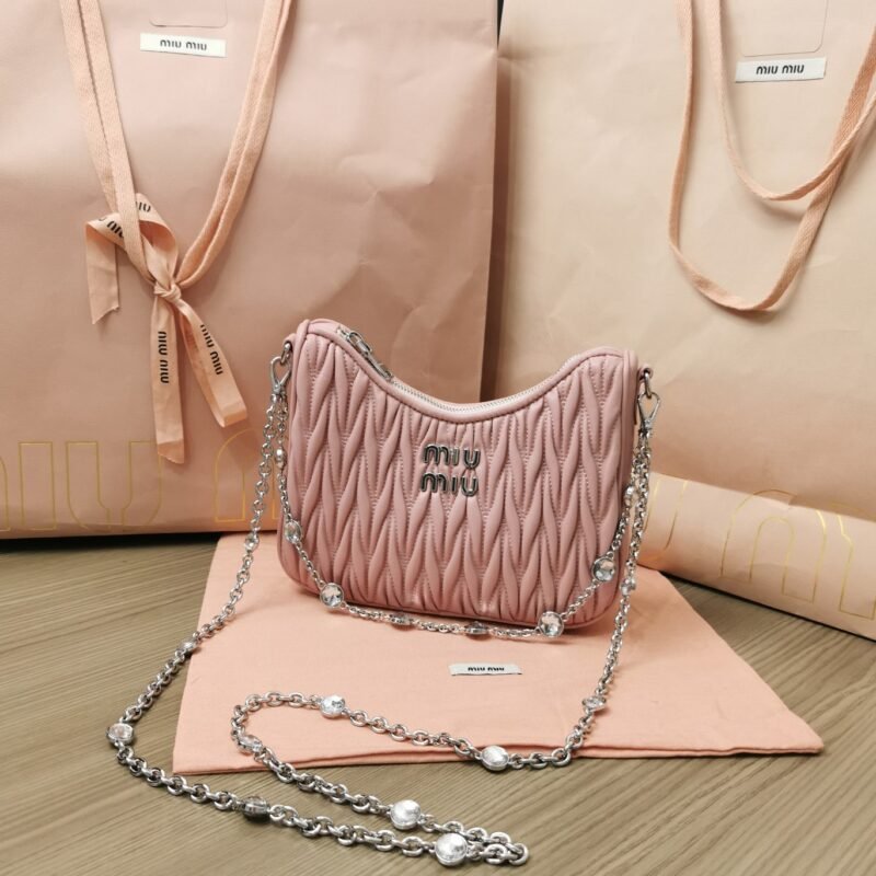 20220721_a1658334683262_0342 Replica Miu Miu Matelassé Crystal Pink