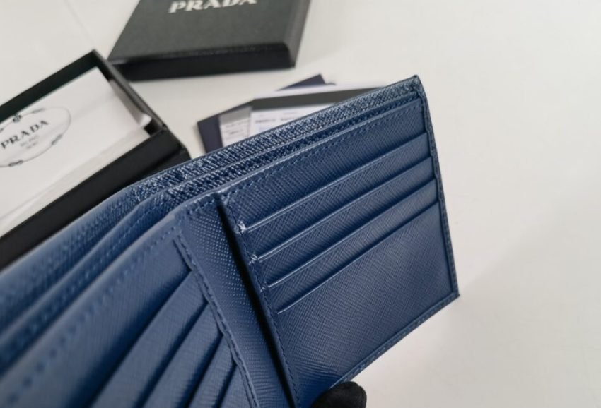 20220724_i1658596396_1094_4 Replica Prada BiFold Wallet - 图片 3