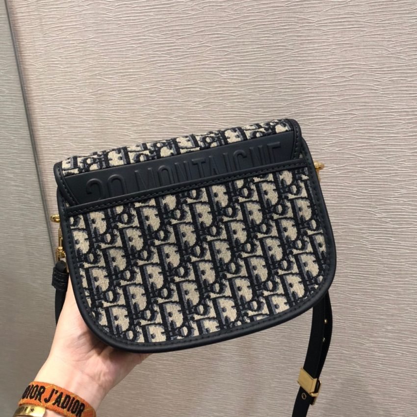 20220821_i1661067512_3382_5-1-1 Replica Dior Bobby CD Print - 图片 6