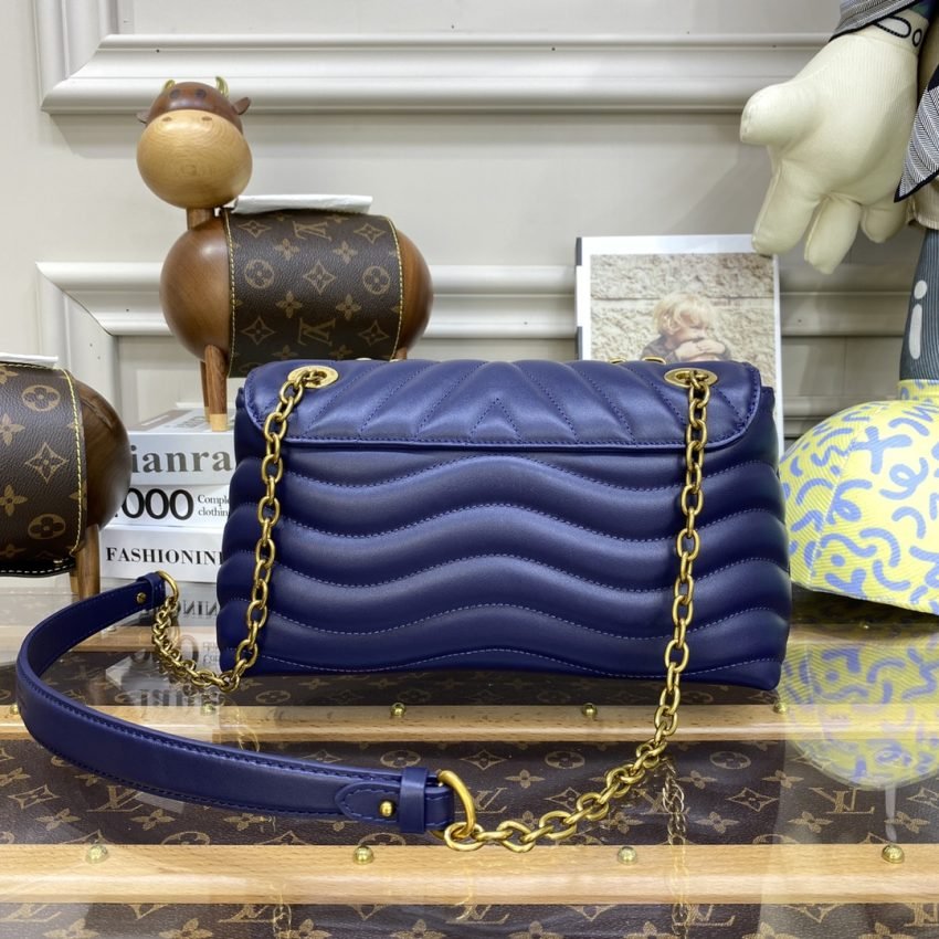 20220829_i1661773060_4121_1-1-1 Replica Louis Vuitton New Wave Blue - 图片 3