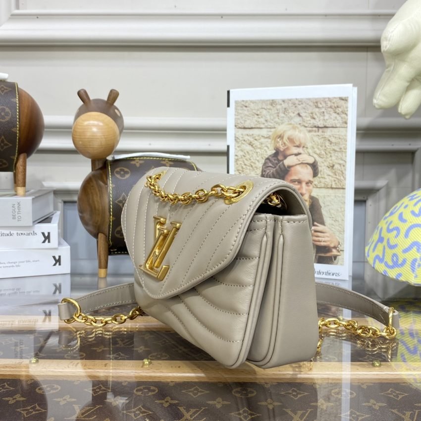 20220906_i1662461607_2674_1 Replica Louis Vuitton New Wave Beige - 图片 2