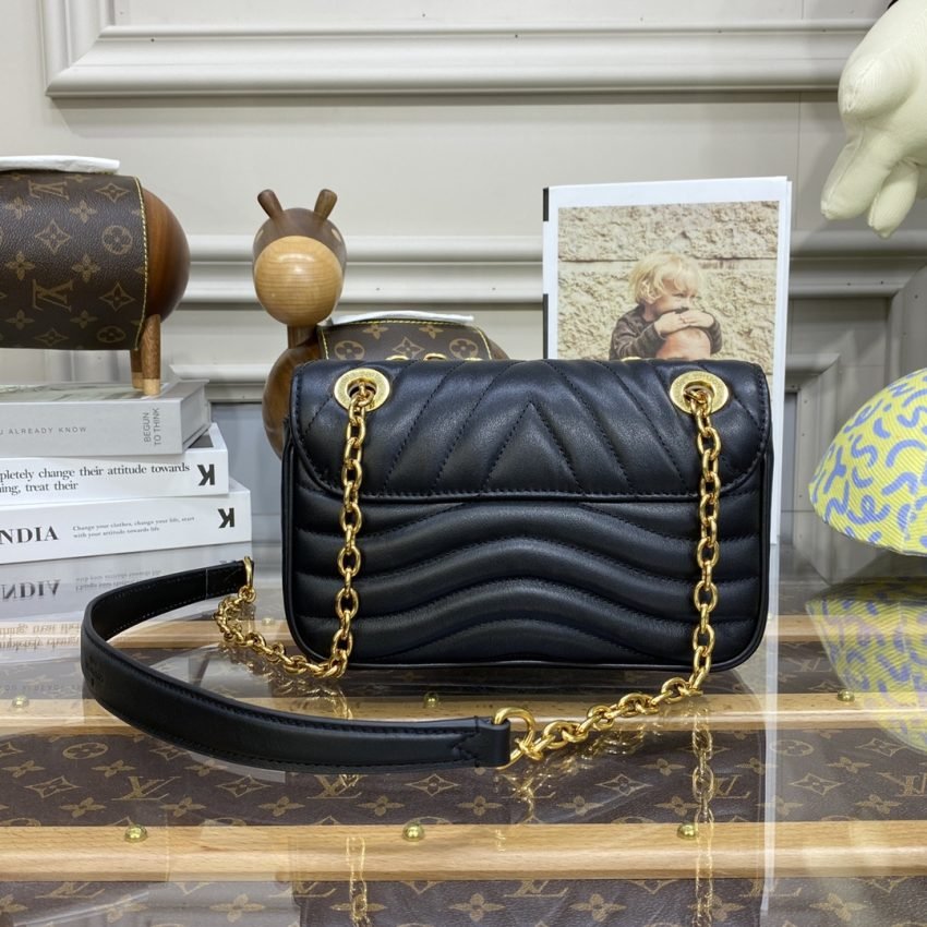 20220906_i1662461712_9718_2 Replica Louis Vuitton New Wave Black - 图片 9