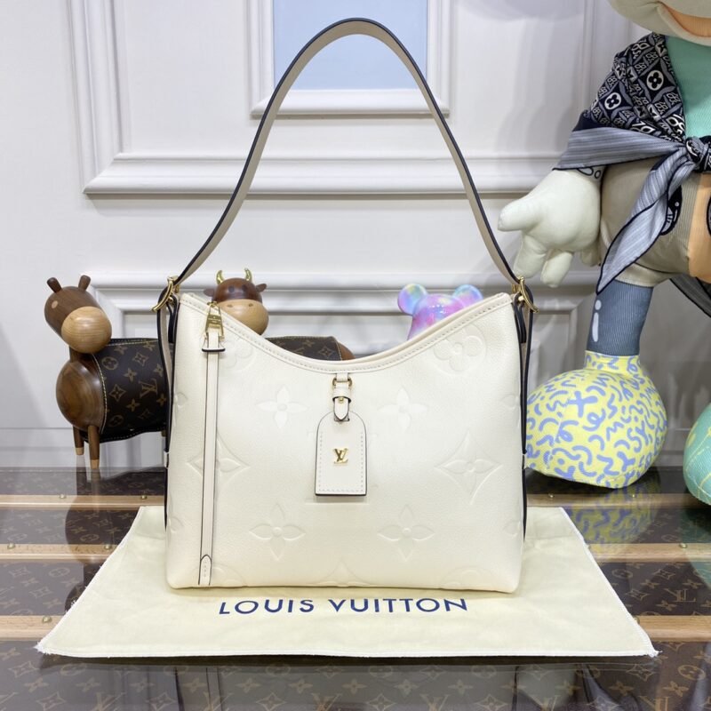 20221011_i1665476828_6714_0 Replica Louis Vuitton Carry All White