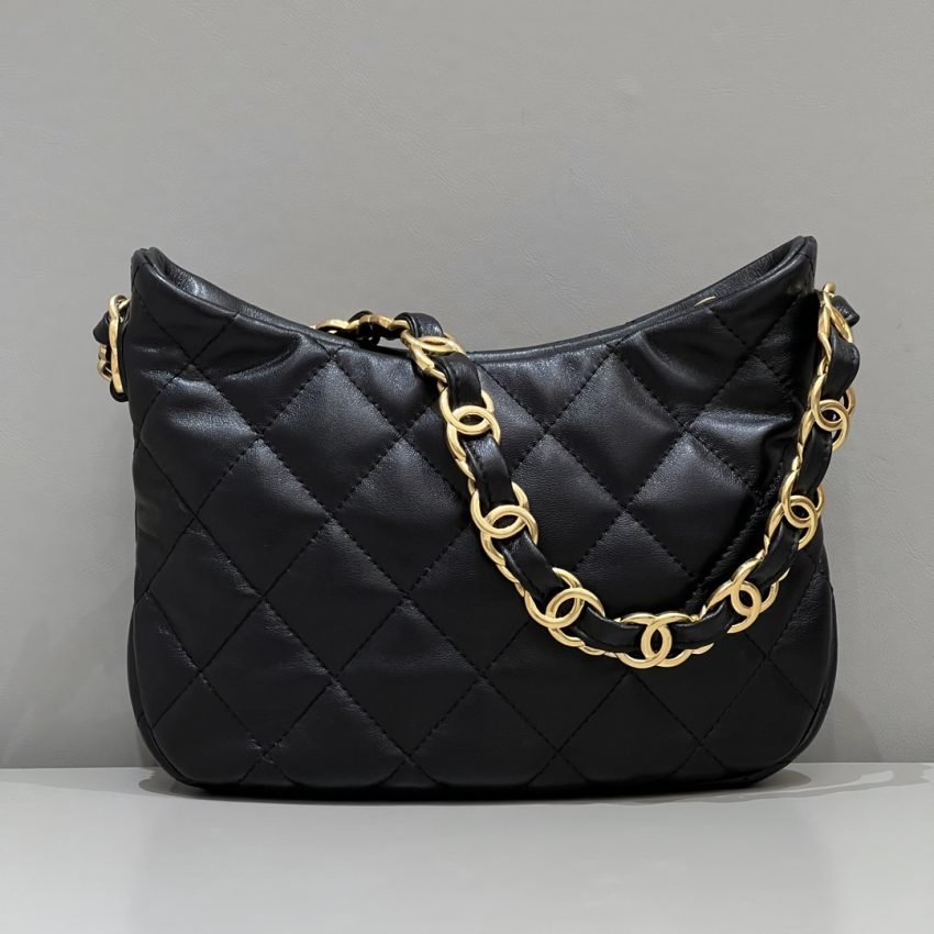 20221017_i1665983110_2766_1 Replica CHANEL 22k Hobo Underarm Bag - 图片 3