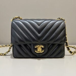 Replica CHANEL Flap V 17cm