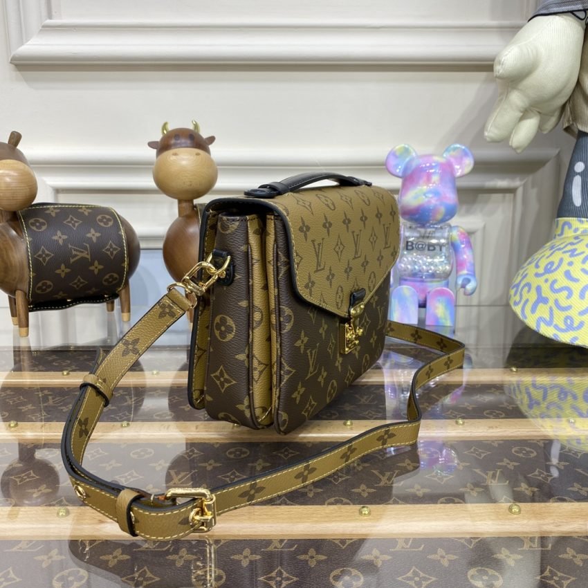 20221025_i1666698432_4919_2 Replica Louis Vuitton Pochette Metis Brown Canvas - 图片 7