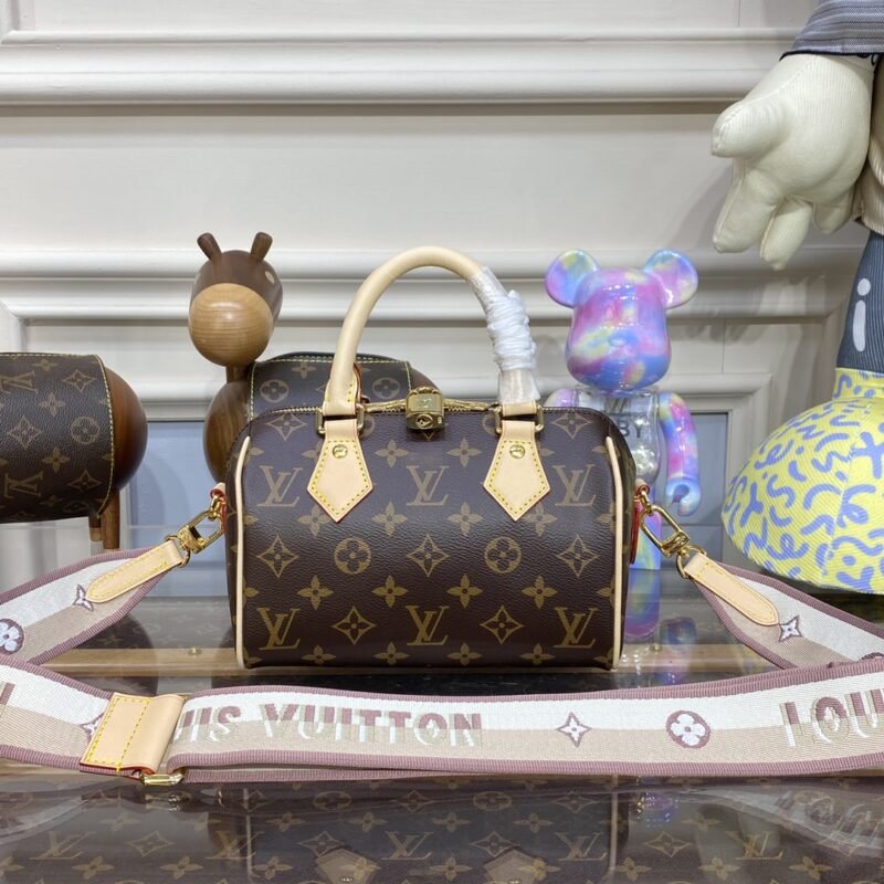 20221205_i1670236112_3409_0 Replica Louis Vuitton Speedy Bandouliere 20 Brown