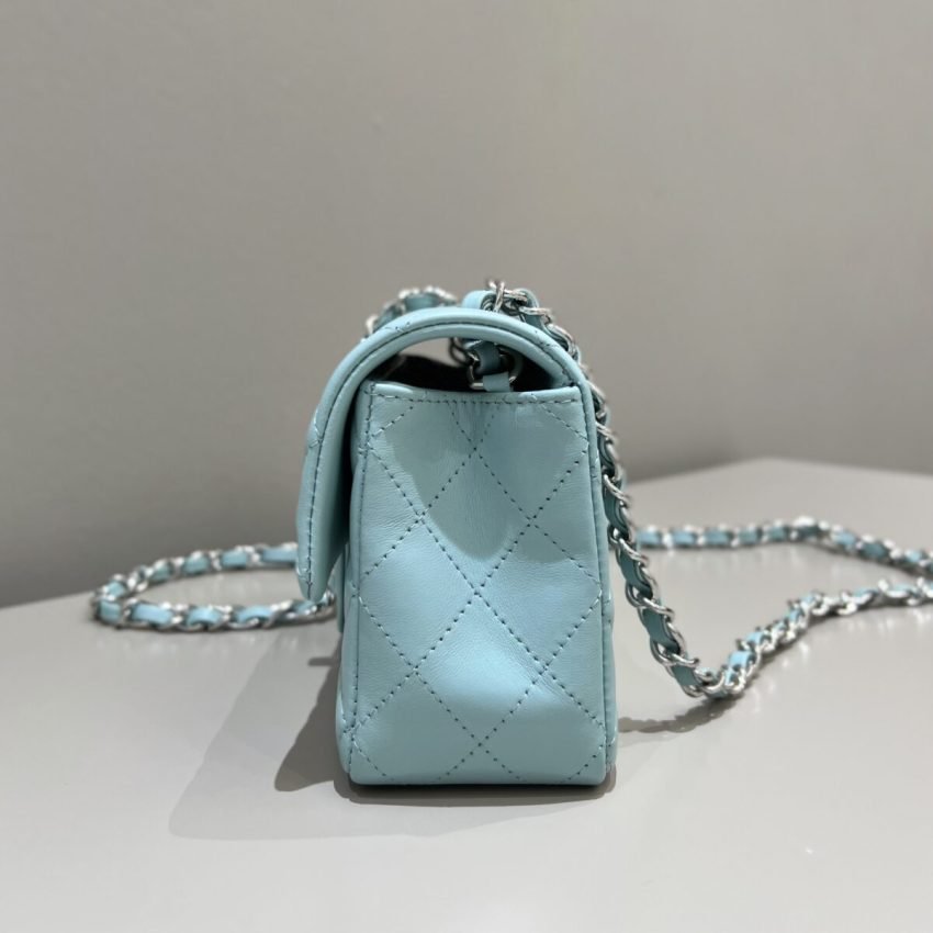 20230105_i1672859937_6491_2 Replica CHANEL Classic Flap 20cm Tiffany - 图片 5
