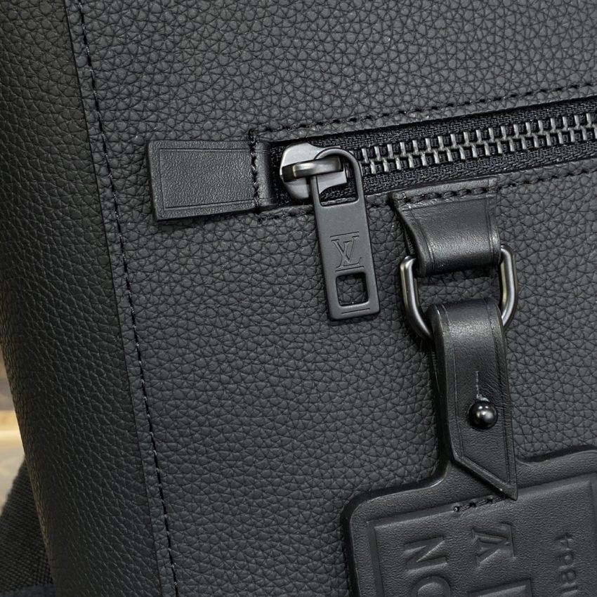 20230105_i1672919639_1502_6 Replica Louis Vuitton Takeoff Backpack - 图片 4