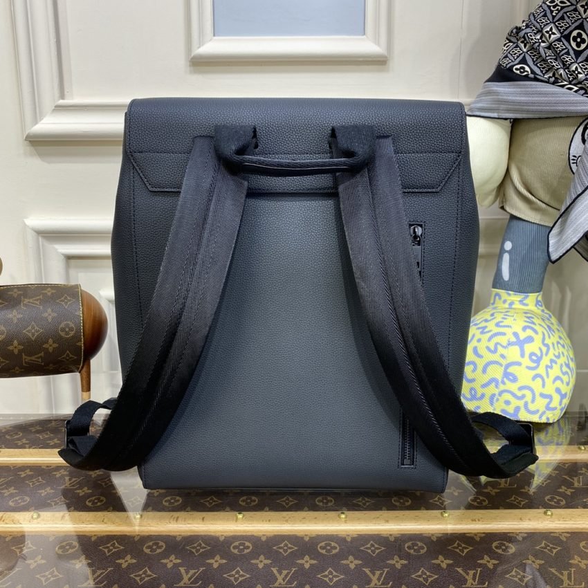 20230105_i1672919639_1540_2 Replica Louis Vuitton Takeoff Backpack - 图片 5