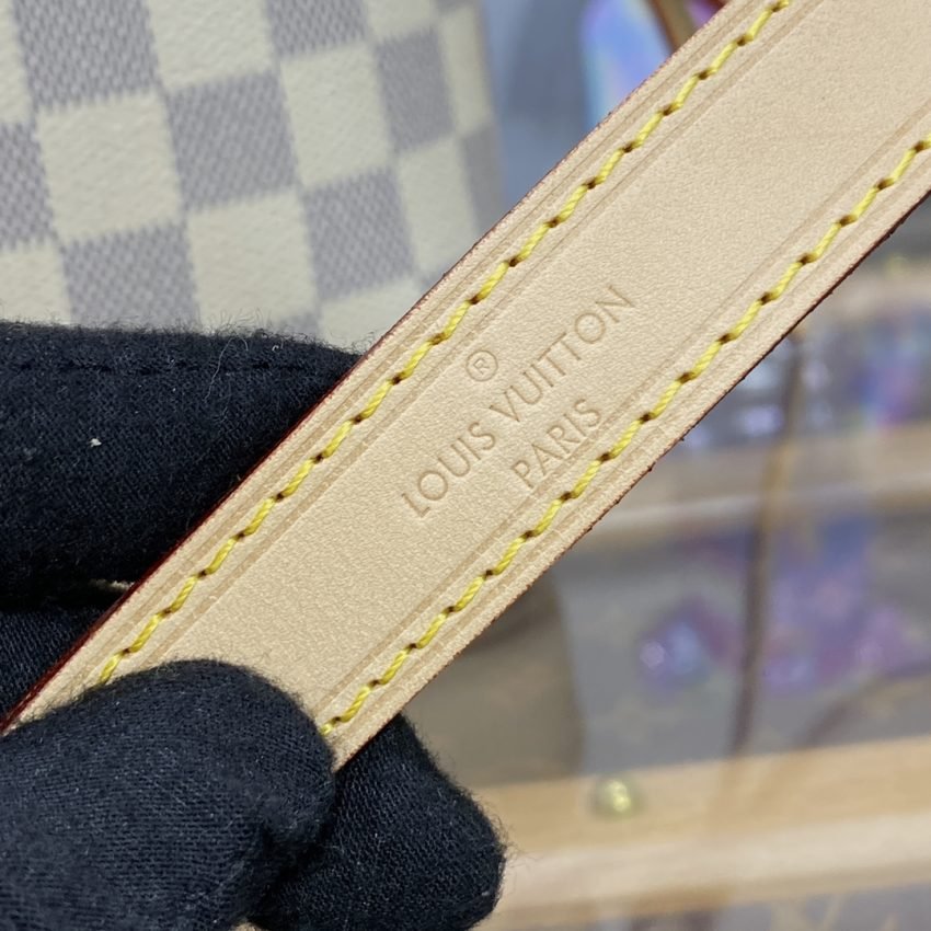 20230213_i1676290483_2252_6 Replica Louis Vuitton Noe Bucket White Grid - 图片 3