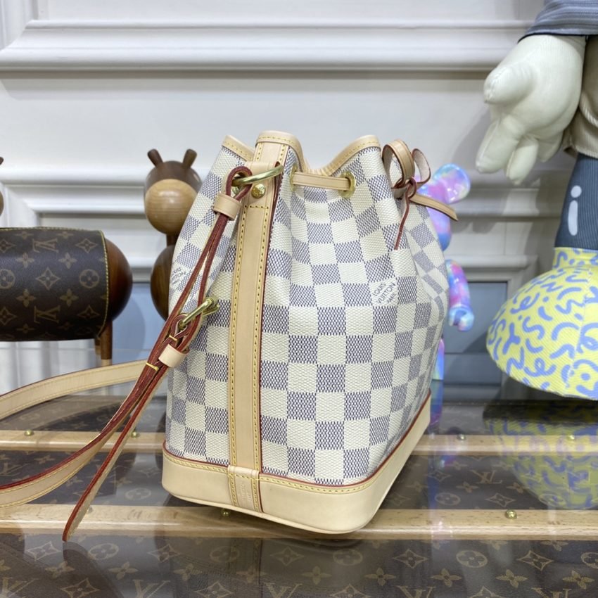 20230213_i1676290483_8948_1 Replica Louis Vuitton Noe Bucket White Grid - 图片 8
