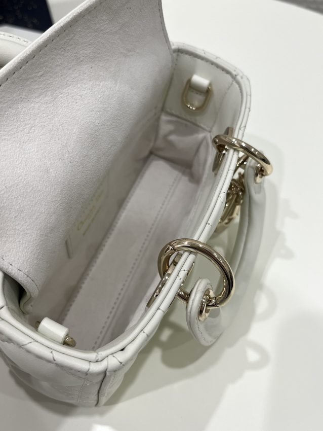 20230311_i1678507960_112_7 Replica Lady D-Joy Mini Bag White - 图片 2