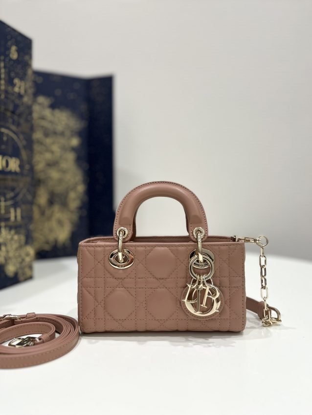 20230314_i1678772523_1858_0 Replica Dior Lady D-Joy Mini Bag Blush