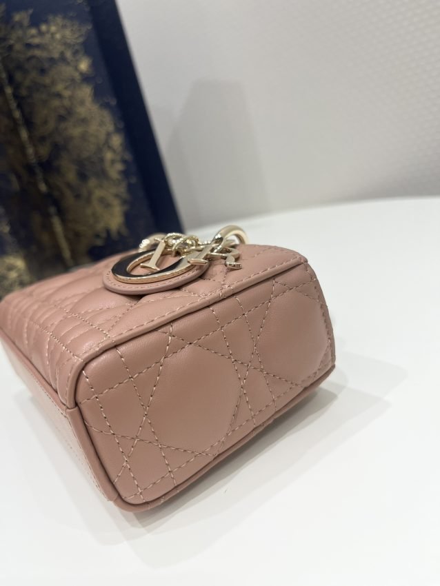 20230314_i1678772523_8379_4 Replica Dior Lady D-Joy Mini Bag Blush - 图片 8