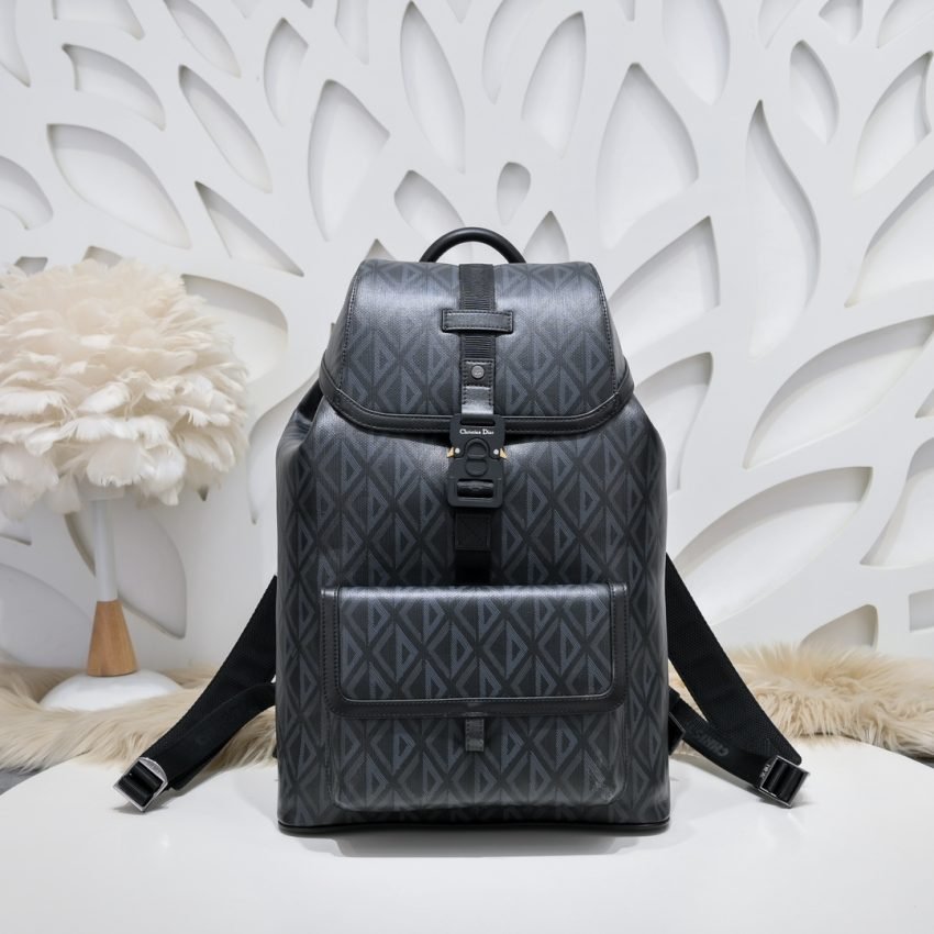 20230316_i1678906693_1669_0 Replica Dior Hit The Road Backpack Diamond Black