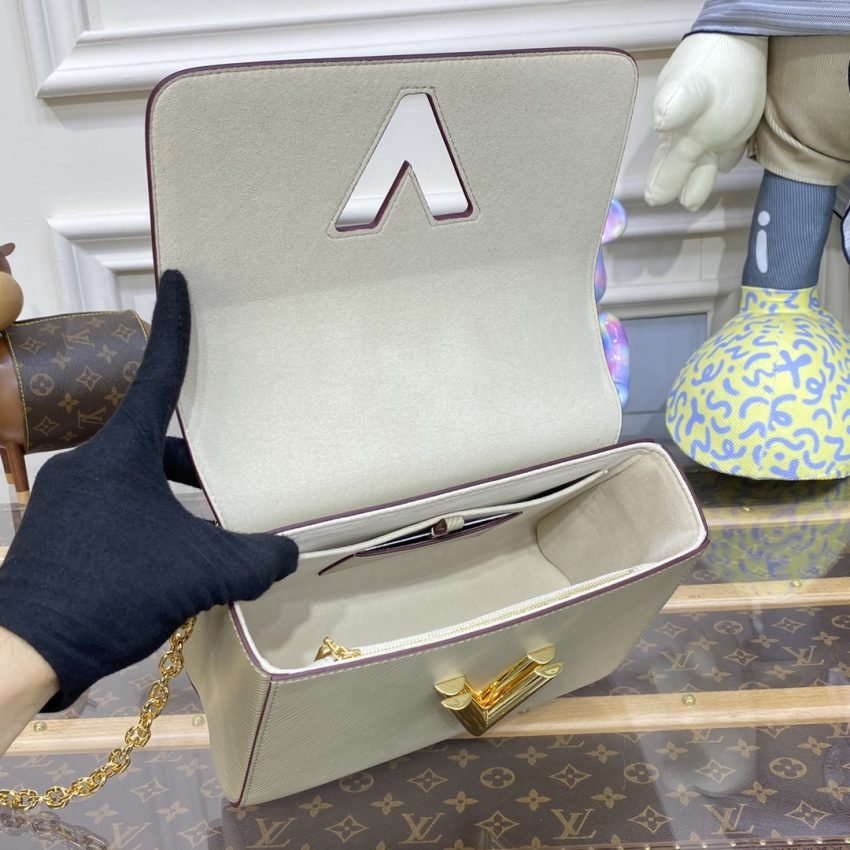 20230321_i1679399905_2632_8 Replica Louis Vuitton Twist Beige - 图片 3