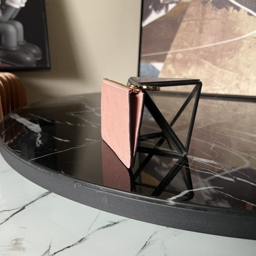 20230326_i1679800281_2909_1 Replica Louis Vuitton Romy Card Holder - 图片 2