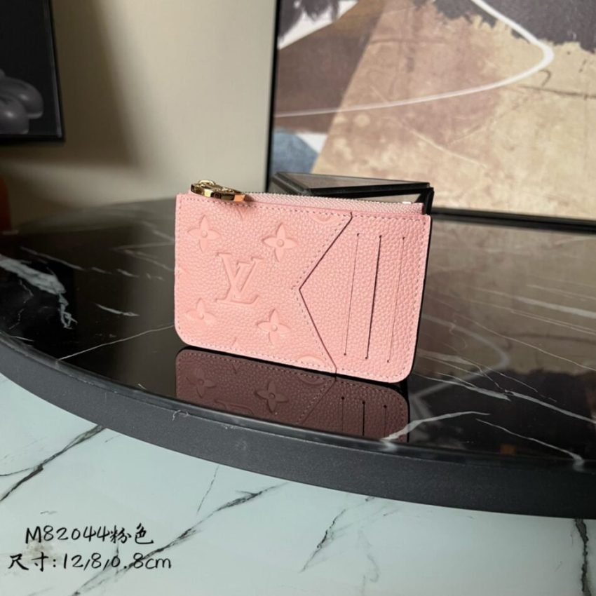 20230326_i1679800281_8309_0 Replica Louis Vuitton Romy Card Holder