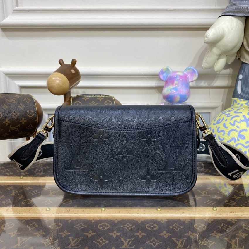 20230329_i1680088724_4348_1 Replica Louis Vuitton Nano Diane Satchel Black - 图片 7