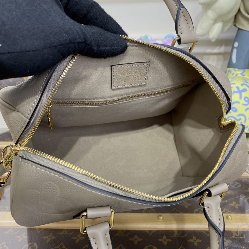 20230404_i1680606766_1859_8 Replica Louis Vuitton Speedy Bandouliere 25 Beige - 图片 3