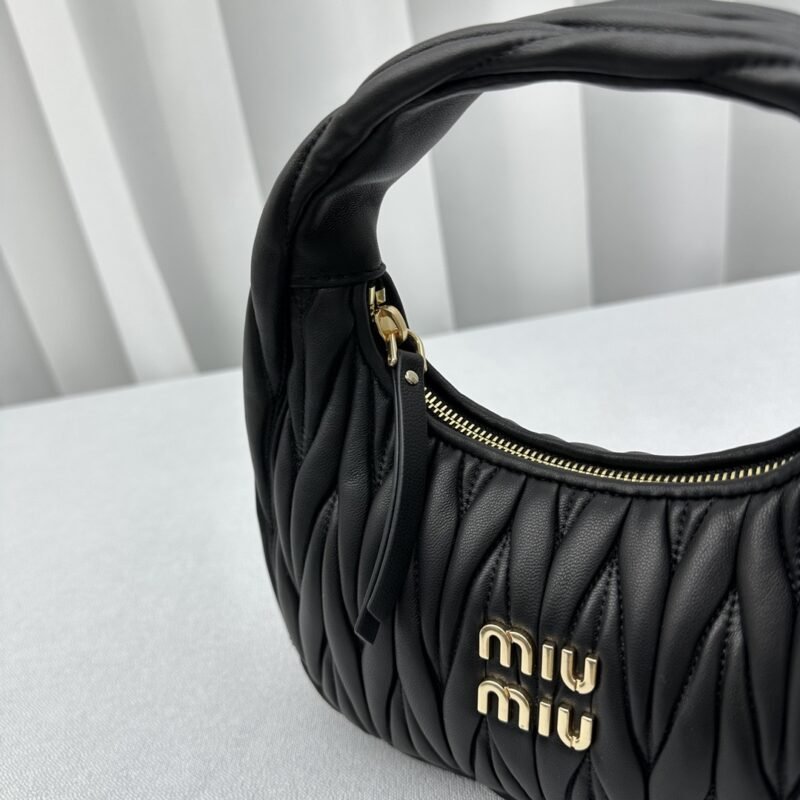 20230411_i1681186708_3779_8 Replica Miu Miu Wander Black - 图片 6