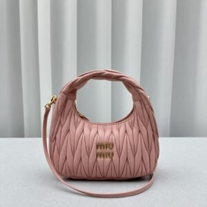 Replica Miu Miu Wander Pink