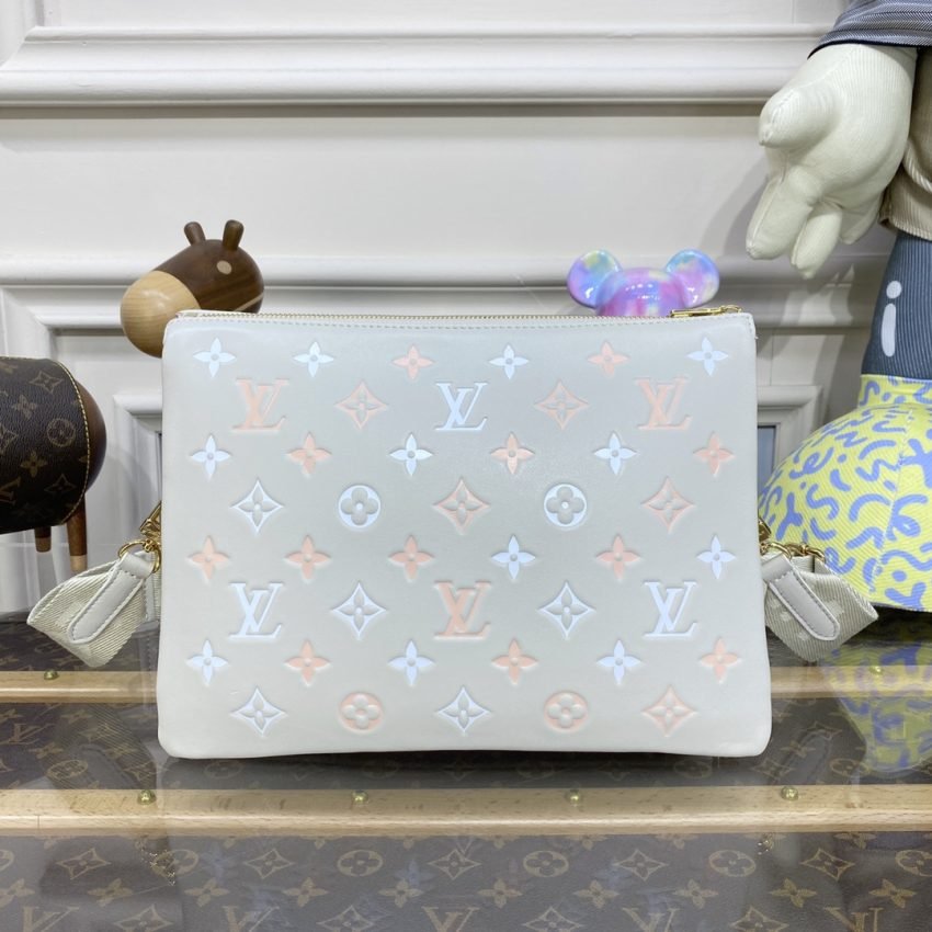 20230412_i1681304432_1397_1 Replica Louis Vuitton Coussin Light Blue - 图片 5